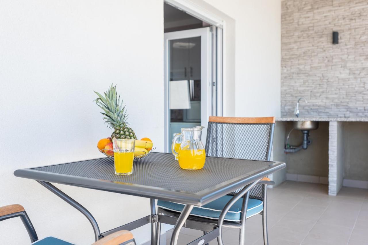 Apartments Omorfia Kraljevica Eksteriør billede