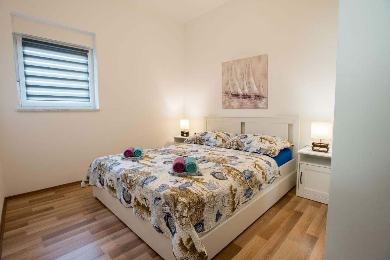 Apartments Omorfia Kraljevica Eksteriør billede